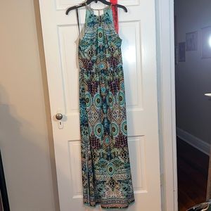 Bisou Bisou Maxi ~ Beautiful Vibrant Color and Print. NWT